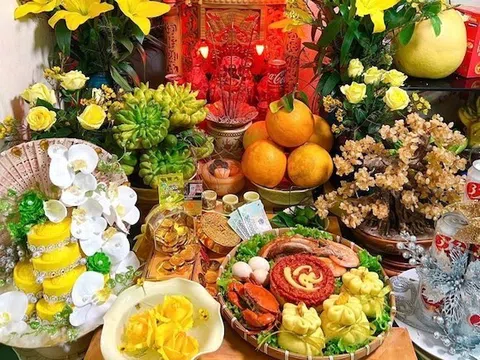 Ngày vía Thần Tài: 4 loại hoa nên cúng để hút tài lộc, 3 loại tuyệt đối tránh nhiều người vẫn mắc phải