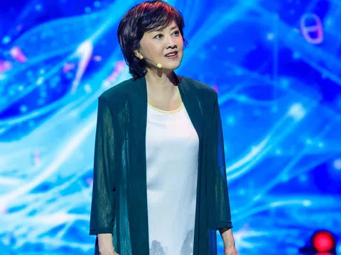 Cận cảnh nhan sắc tuổi 74 của quốc vương Nữ Nhi Quốc trong Tây du ký: Đẹp đến mức khó tin