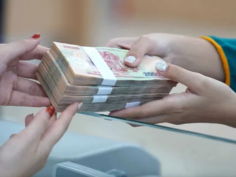 Đến 30/6/2026, hỗ trợ 800.000 đồng/tháng cho cán bộ công chức viên chức theo Nghị quyết 15 ra sao?