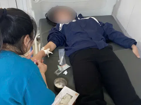 Uống thuốc trừ sâu, nữ sinh lớp 7 qua cơn nguy kịch: Hé lộ nguyên nhân xót xa