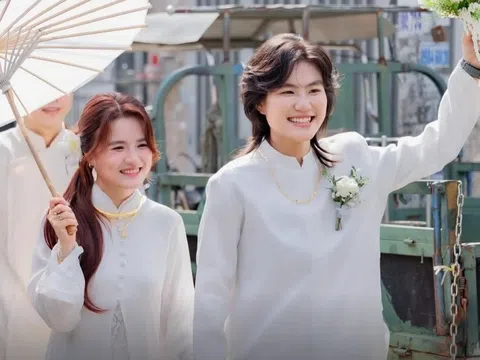 Ngọt hơn cả phim: Khoảnh khắc cầu hôn bất ngờ và đám cưới lãng mạn của hai cô gái Khả Ngân – Kim Duyên