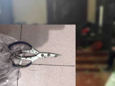 Tình yêu biến thành án mạng: Bị đuổi ra khỏi nhà, người đàn ông cầm kéo đâm "vợ hờ" trọng thương