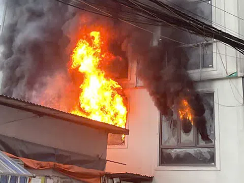 Bí quyết sinh tồn giữa đám cháy: Cách 7 người thoát nạn trong nhà 5 tầng bị cháy ở Hà Nội