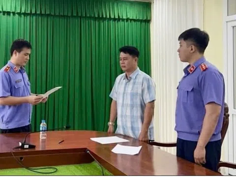 Bắt cựu Phó Thủ trưởng cơ quan CSĐT cùng 1 điều tra viên vụ nữ sinh tử vong ở Vĩnh Long: Hé lộ dấu hiệu bỏ lọt tội phạm