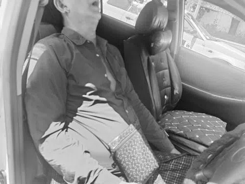 Sốc: Nam ca sĩ đột tử trên ô tô giữa trời nắng gay gắt khi chờ đổ xăng