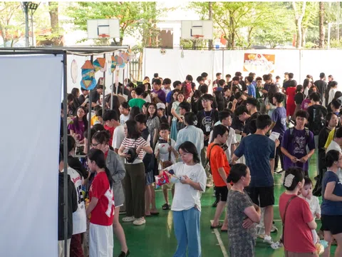 Lan tỏa đam mê khoa học tại hội chợ phi lợi nhuận Science Fair của học sinh trường AMS
