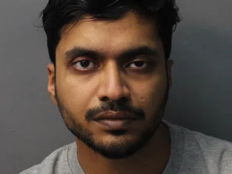 Hơn 40.000 tin nhắn quấy rối: Bí mật đáng sợ trước vụ án giết người ở London