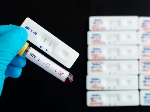 Chồng ngoại tình “vài lần”, vợ nhận cái kết cay đắng