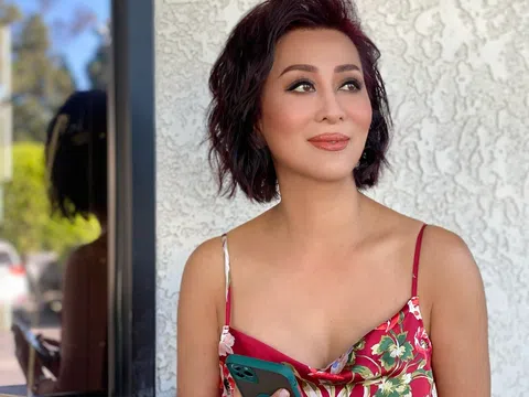 Nữ MC U65 cầu hôn chồng cũ: “Tuổi tác suy cho cùng chỉ là một con số”