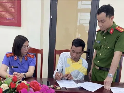 Khởi tố người đàn ông hàn điện gây cháy kho hàng, thiệt hại hơn 1 tỷ đồng