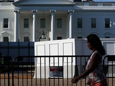 Mỹ: Hai người bị bắt vì tội mang súng tiếp cận Nhà Trắng, muốn gửi thư cho Tổng thống Biden
