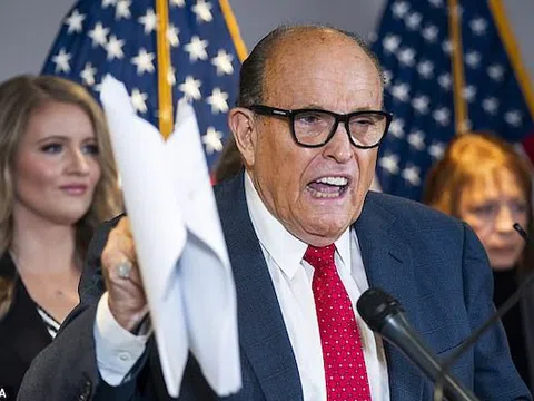 Cựu Tổng thống Trump và luật sư thân tín Rudy Giuliani "đường ai nấy đi"