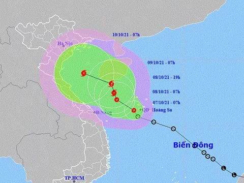 Áp thấp nhiệt đới trên Biển Đông có khả năng mạnh lên thành bão, gây mưa lớn ở miền Trung