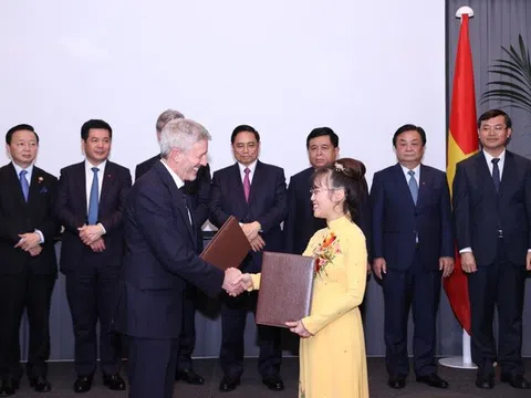 Loạt hợp đồng tỷ USD bên cạnh tài trợ "khủng" cho ĐH thuộc Oxford của nữ tỷ phú Nguyễn Thị Phương Thảo