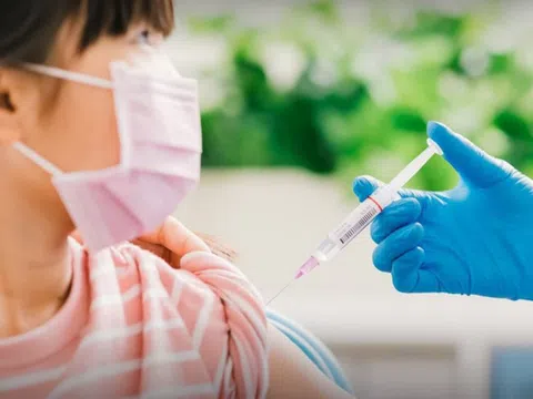 Tiêm vaccine ngừa Covid-19 cho trẻ em: Mũi 2 Pfizer có tác dụng sau bao lâu?