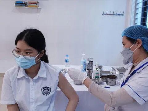 TP.Hà Nội: Hơn 38.000 học sinh lớp 9 đã tiêm vaccine Covid-19