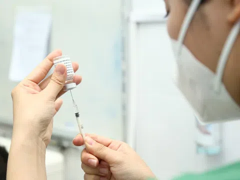 Đối tượng nào được ưu tiên tiêm liều thứ 3 vaccine phòng COVID-19?