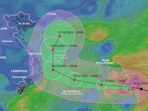 Bão Rai: Cơn bão hiếm gặp, đang di chuyển rất nhanh vào Biển Đông