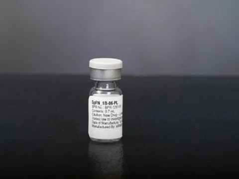 Mỹ phát triển vắc-xin có thể chống mọi biến chủng của SARS-CoV-2