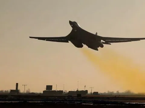 Nga tiến hành thử nghiệm máy bay ném bom hạng nặng hoàn toàn mới