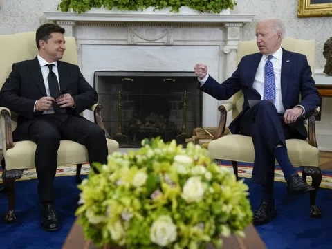 Hé lộ nội dung cuộc điện đàm của Tổng thống Biden với người đồng cấp Ukraine