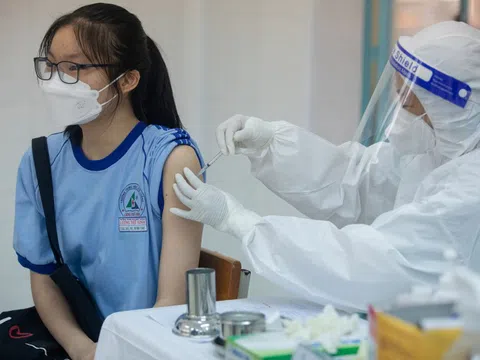 Chính phủ chỉ đạo khẩn trương mua, triển khai tiêm vaccine ngừa COVID-19 cho trẻ từ 5 tuổi