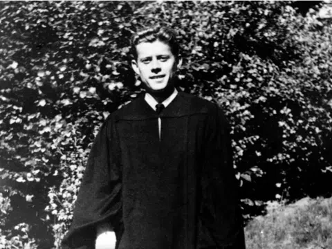 Thư đăng ký nhập học Đại học Harvard của cố Tổng thống Kennedy bỗng "nổi đình đám" sau 87 năm