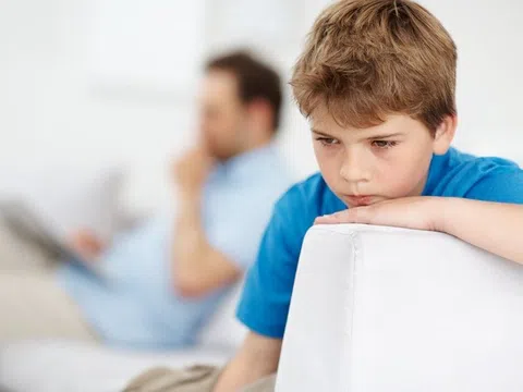 Loạt dấu hiệu cảnh báo con bị trầm cảm, cha mẹ cần đặc biệt lưu ý