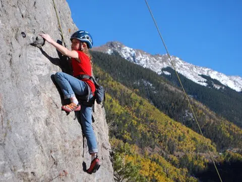 8 lợi ích của môn thể thao leo núi không phải ai cũng biết