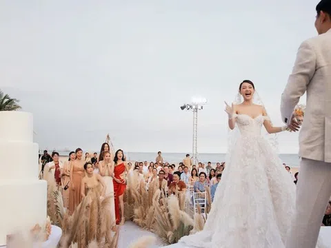 Cận cảnh bộ váy cưới của Minh Hằng được sao Hollywood ưa chuộng
