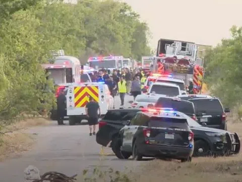 Mỹ: Phát hiện 42 thi thể người không đầu trong xe đầu kéo