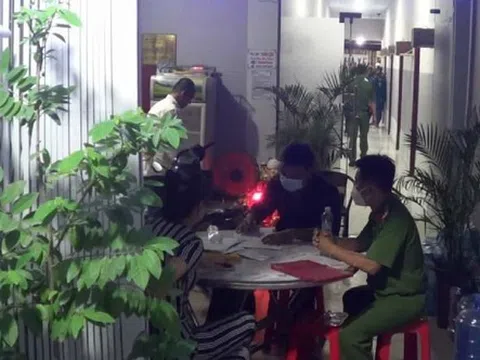 TP. HCM: Phát hiện quản lý nhà nghỉ và 14 khách dương tính ma túy
