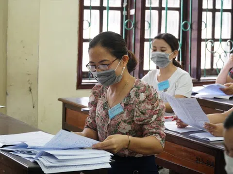Thi tốt nghiệp THPT 2022: Hà Nội huy động số giáo viên "khủng" chấm thi