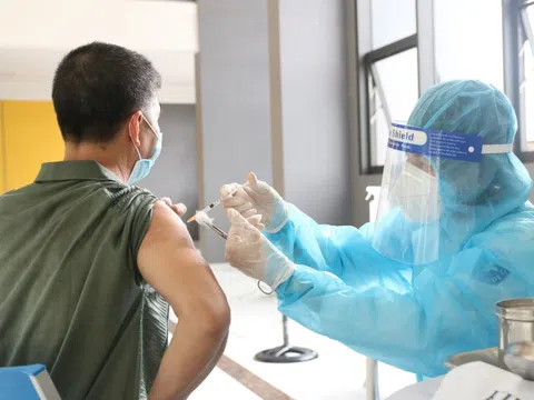 Hà Nội: Không để lãng phí vắc-xin phòng Covid-19