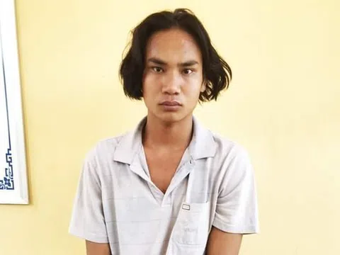 Thanh niên 18 tuổi dùng dao bầu đâm chết hàng xóm vì lý do bất ngờ