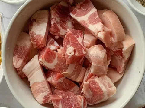 Cách làm thịt lợn nướng riềng mẻ ngay tại nhà cực đơn giản