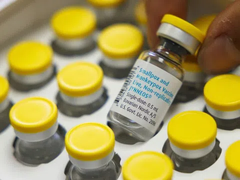 Thiếu vắc-xin đậu mùa khỉ, EU thông qua giải pháp tình thế