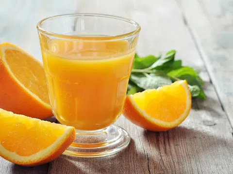 8 thời điểm uống nước cam gây hại cho sức khỏe