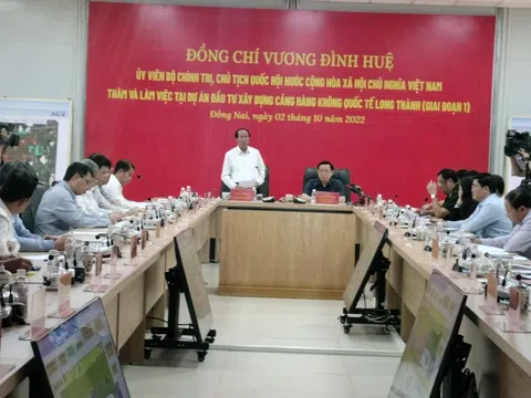 Chủ tịch Quốc hội kiểm tra 2 dự án trọng điểm ở tỉnh Đồng Nai