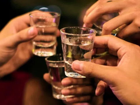 5 loại đồ uống làm tăng nguy cơ loãng xương, bỏ ngay còn kịp