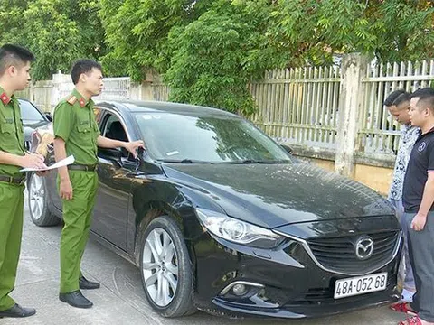 Trộm chính xe ô tô vừa bán, 2 nam thanh niên bị “xộ khám”