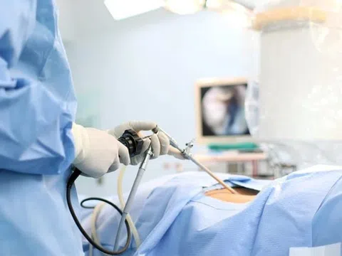 Tin tức đời sống ngày 31/10: Phẫu thuật nội soi cắt ruột thừa cho bệnh nhân ung thư đại tràng