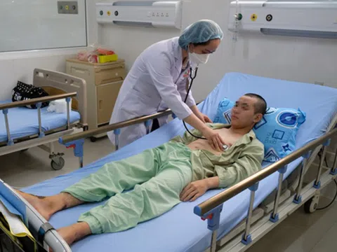 Lâm Đồng: Dùng ECMO “tim phổi nhân tạo” cứu sống bệnh nhân nguy kịch