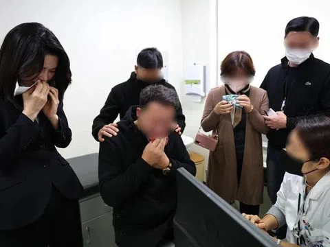 Thảm kịch giẫm đạp ở Hàn Quốc: Cha mẹ một nạn nhân hiến tạng con trai