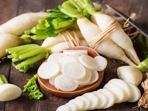 7 loại rau củ đánh tan mỡ bụng, giúp chị em có vòng eo "con kiến"