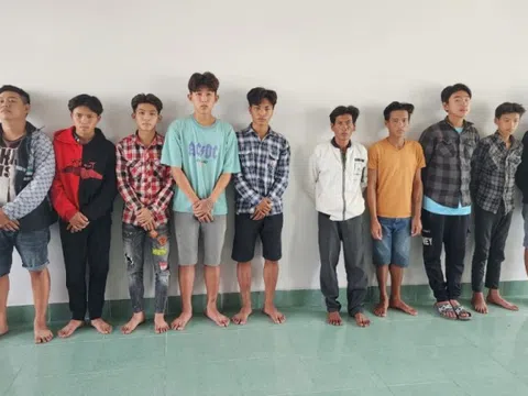 Nghi “nhìn đểu”, 2 nhóm thanh niên hỗn chiến khiến một người tử vong