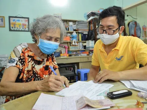 Đổ xô đi rút BHXH một lần: Hệ lụy khi tuổi già không có lương