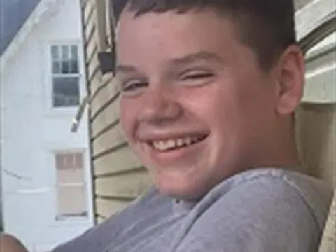Bé trai 13 tuổi tử vong vì làm theo thử thách nguy hiểm trên TikTok