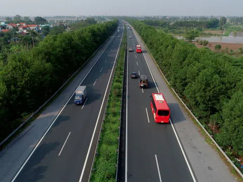 Đề xuất thu phí đường cao tốc do Nhà nước đầu tư: Sẽ tính theo số km chạy trên đường
