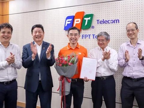 Phân nửa tài sản của FPT Telecom gửi ở ngân hàng
